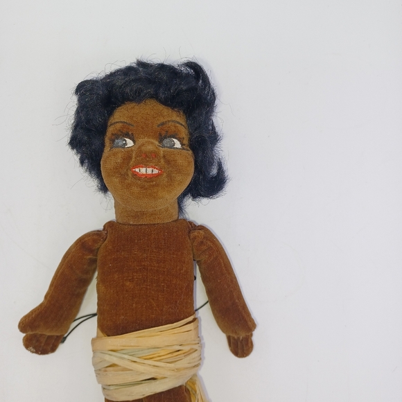 Vintage Nora Wellings Islander doll Circa 1926 Velveteen hand-painted face - Picture 7 of 13
